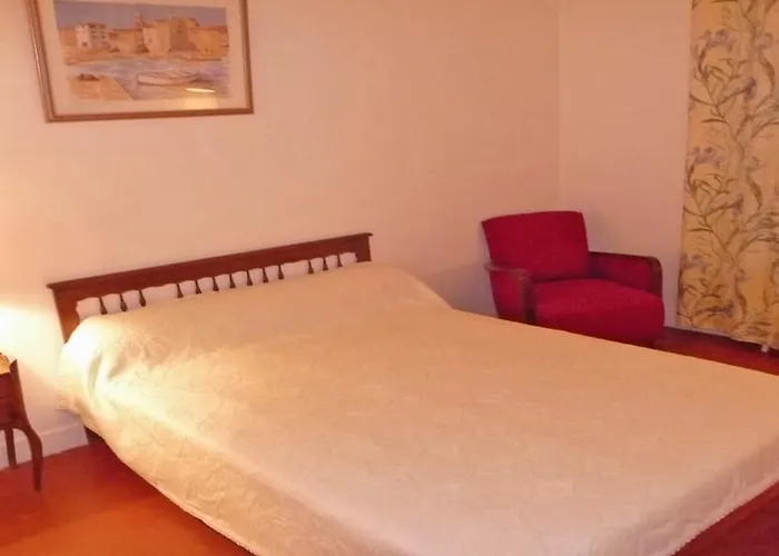 Les Dauphins דירה